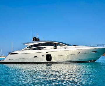 Pershing 72s